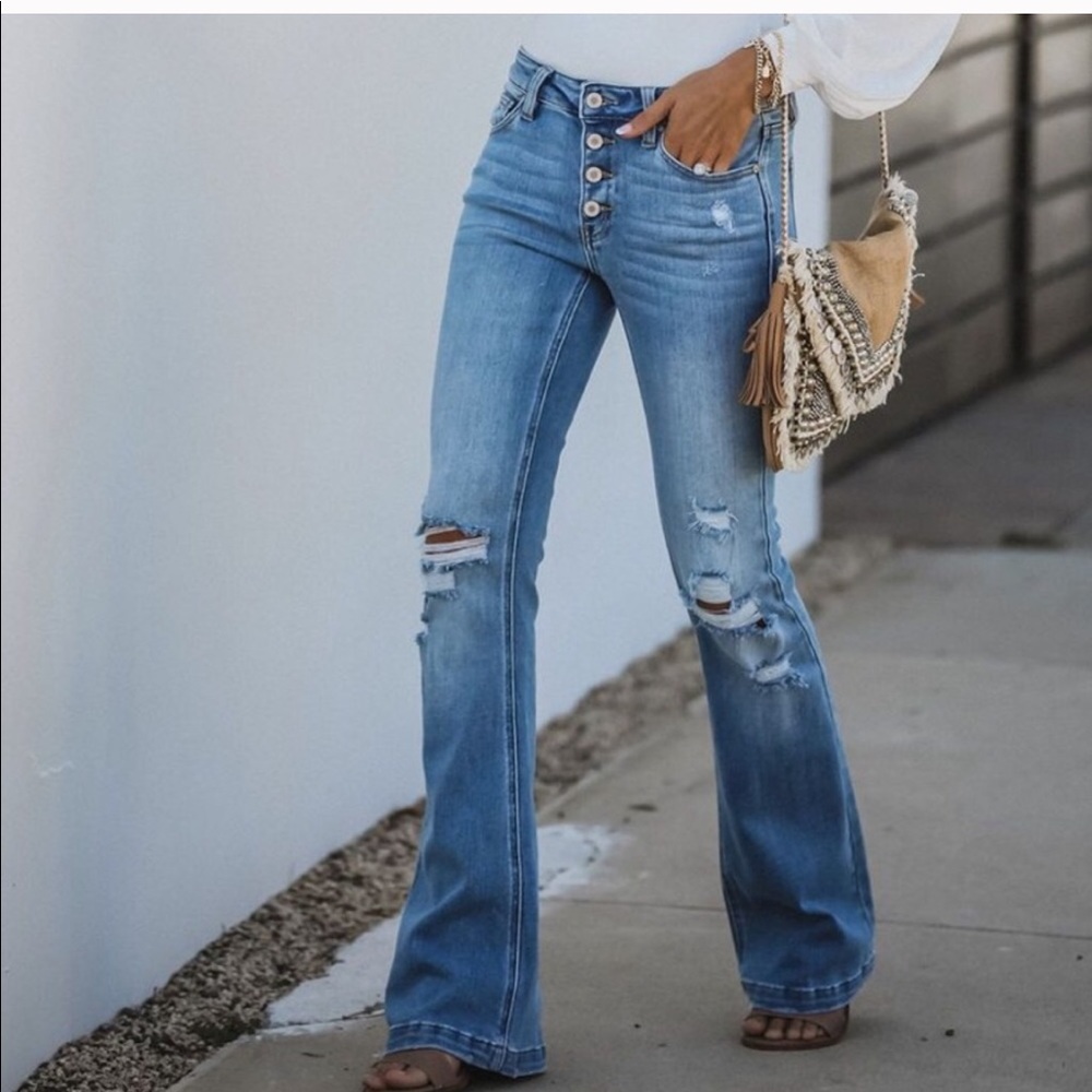 NWT Kan Can Distressed Button Fly Flare Bellbottom - Picture 2 of 14